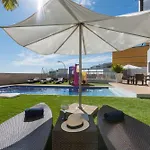 Seaview With Pool, Gym & Cinema Villa