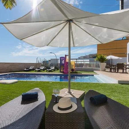 Seaview With Pool, Gym & Cinema Villa