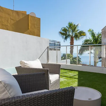 Seaview With Pool, Gym & Cinema * Santa Cruz de Tenerife