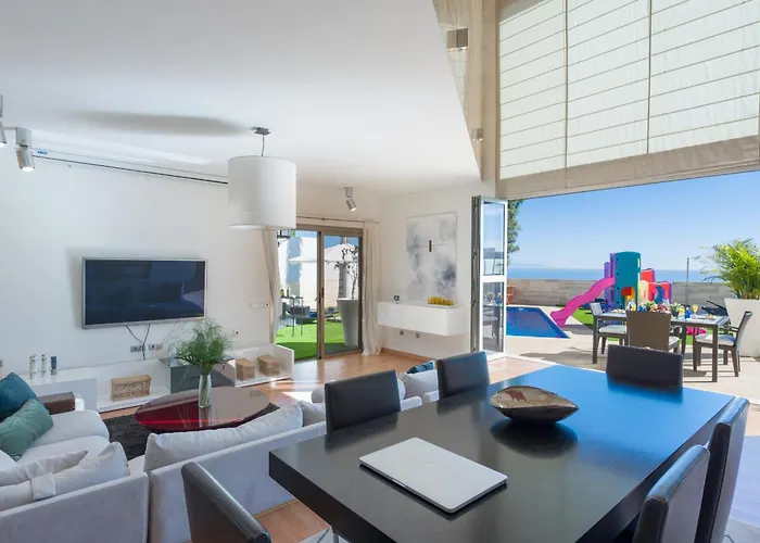 Willa Seaview With Pool, Gym & Cinema Santa Cruz de Tenerife