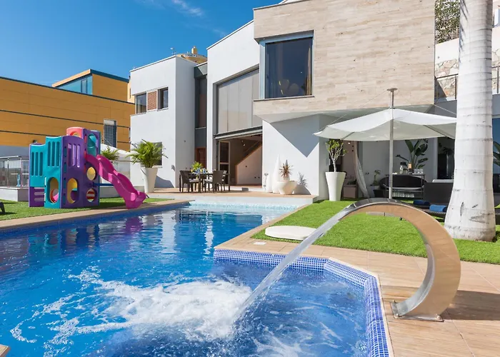 Villa Seaview With Pool, Gym & Cinema Santa Cruz de Tenerife