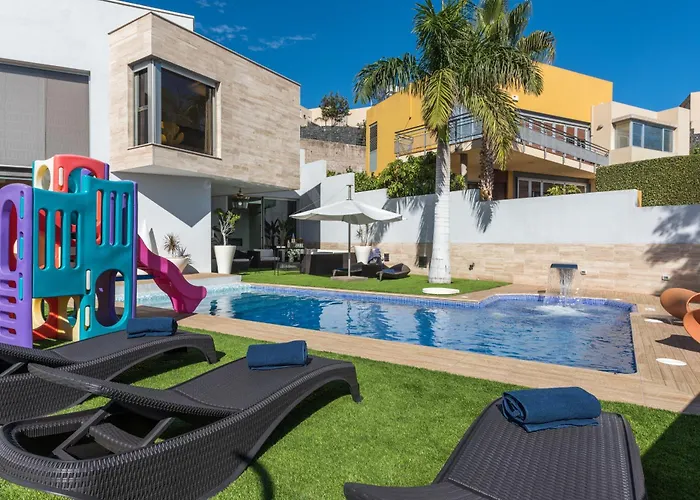 Seaview With Pool, Gym & Cinema Villa