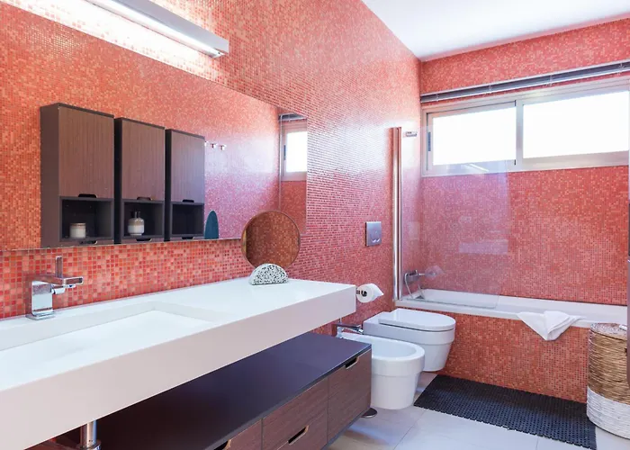 Seaview With Pool, Gym & Cinema * Santa Cruz de Tenerife