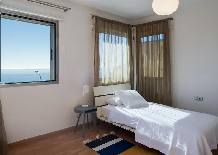 Villa Seaview With Pool, Gym & Cinema *